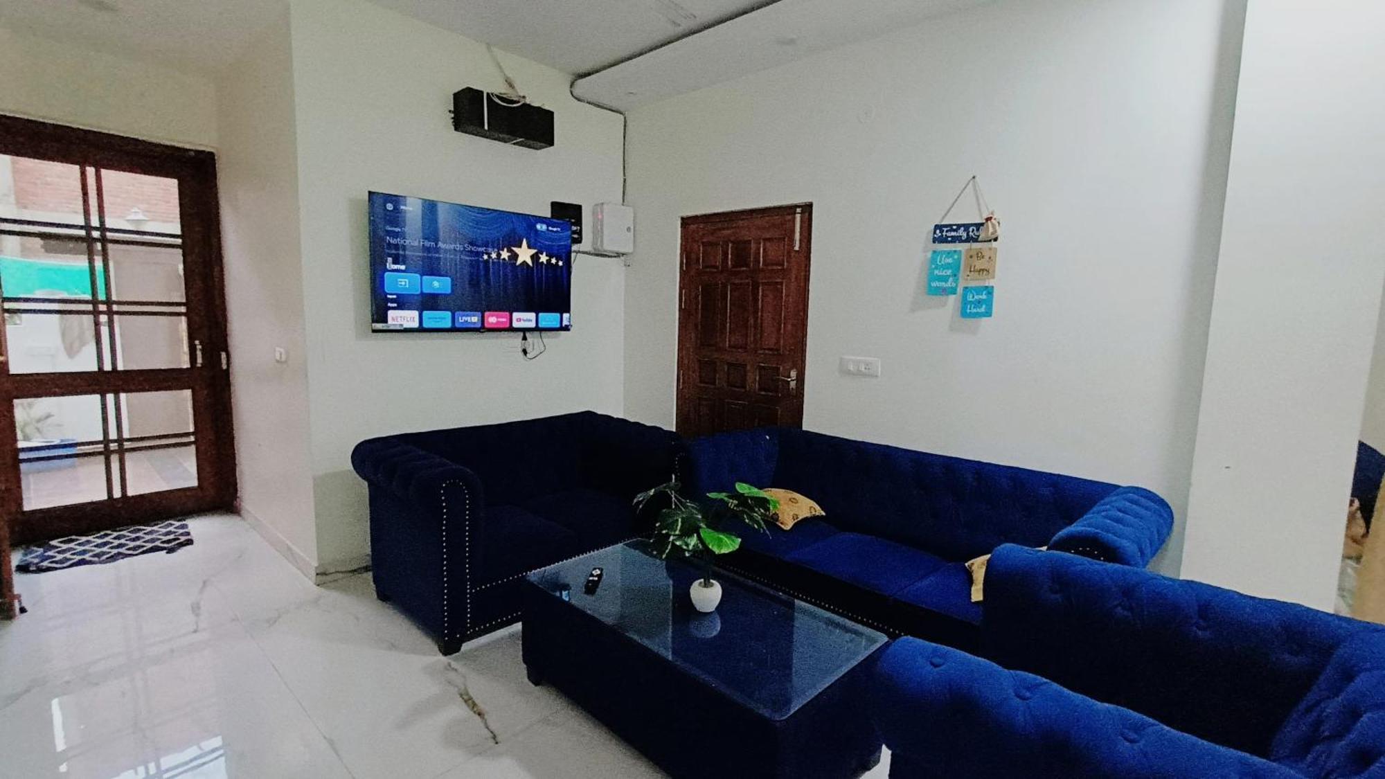 Atulyam Stays Sushant Golf City Lucknow Dış mekan fotoğraf