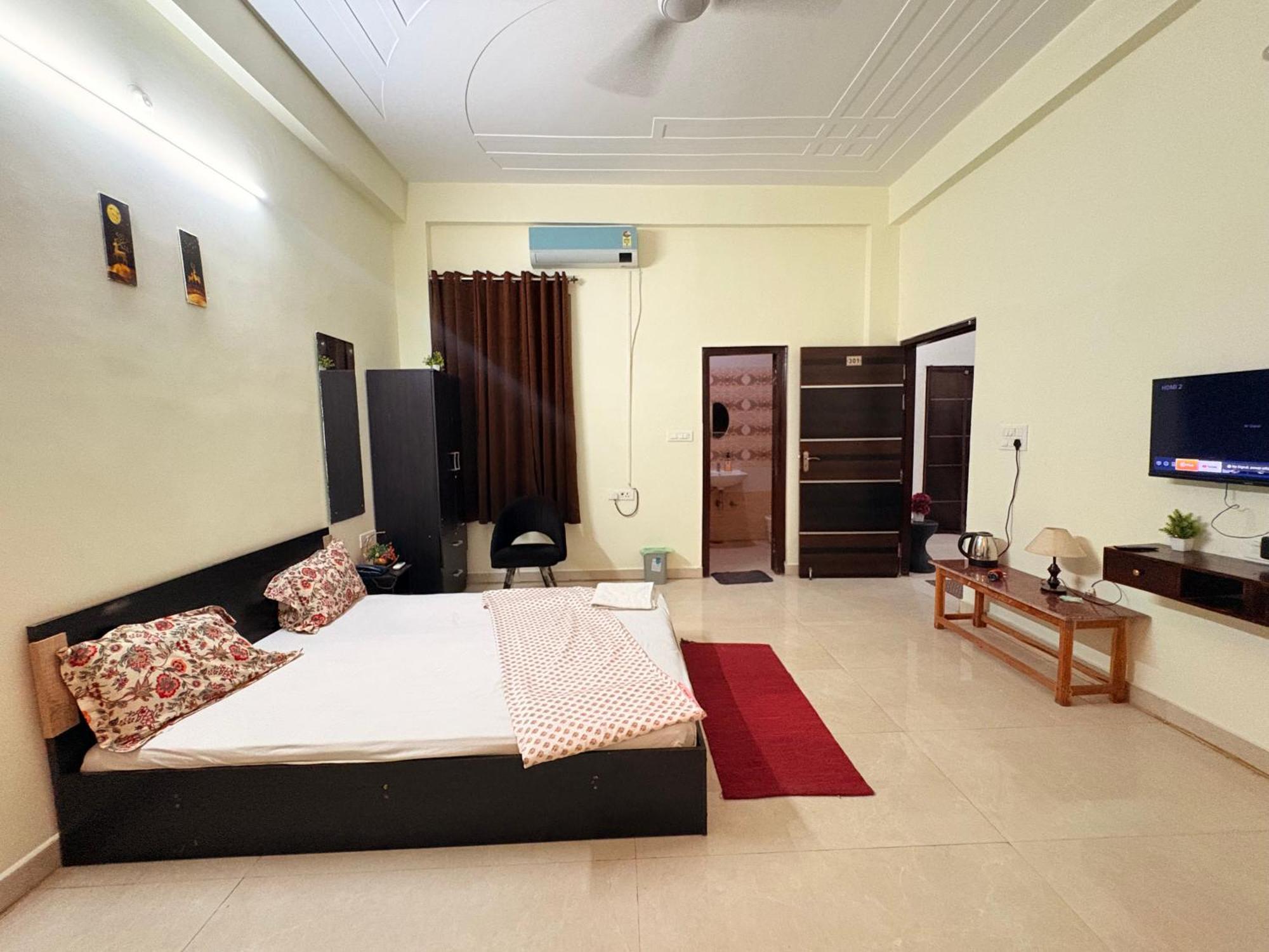 Atulyam Stays Sushant Golf City Lucknow Dış mekan fotoğraf